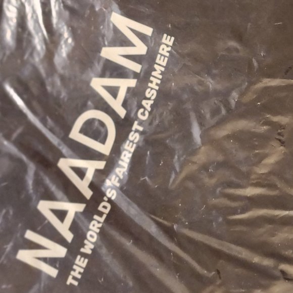 NEW Naadam, Dark Navy Cashmere Sweater, Large - Picture 3 of 4